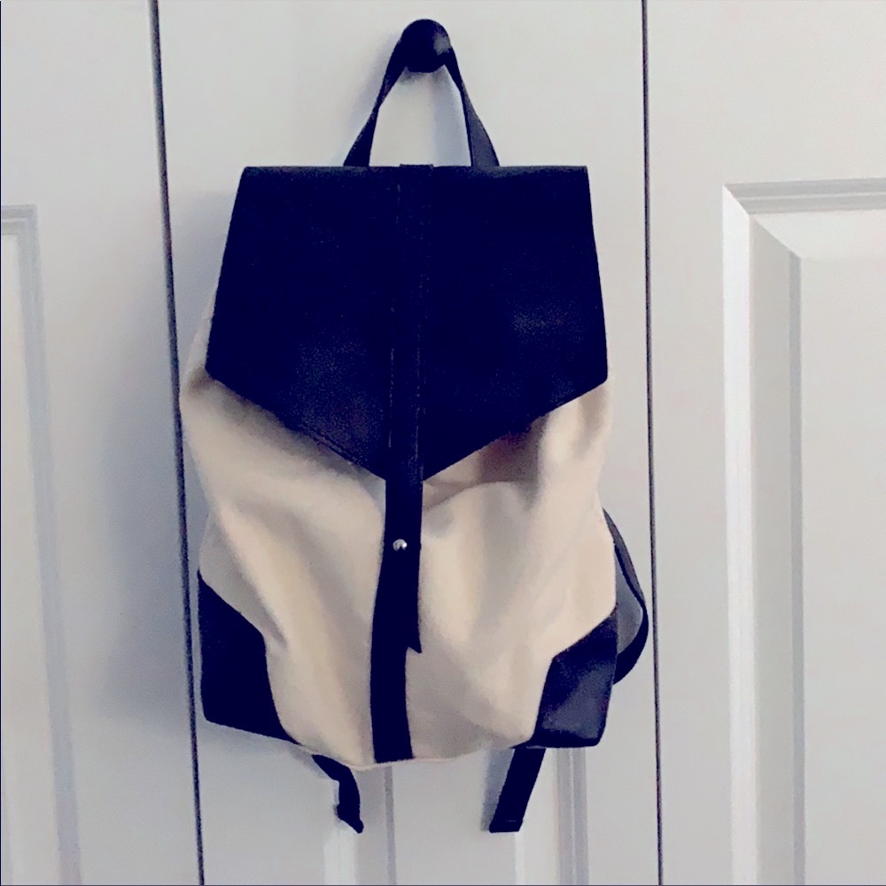 Duex Lux Demi Backpack